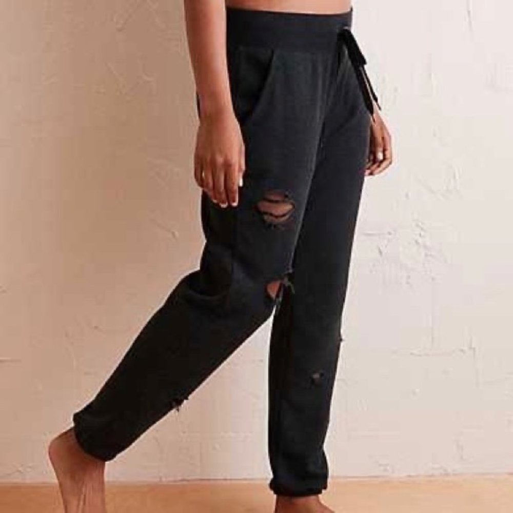 aerie Gray Distressed Ripped Joggers | Extra Small